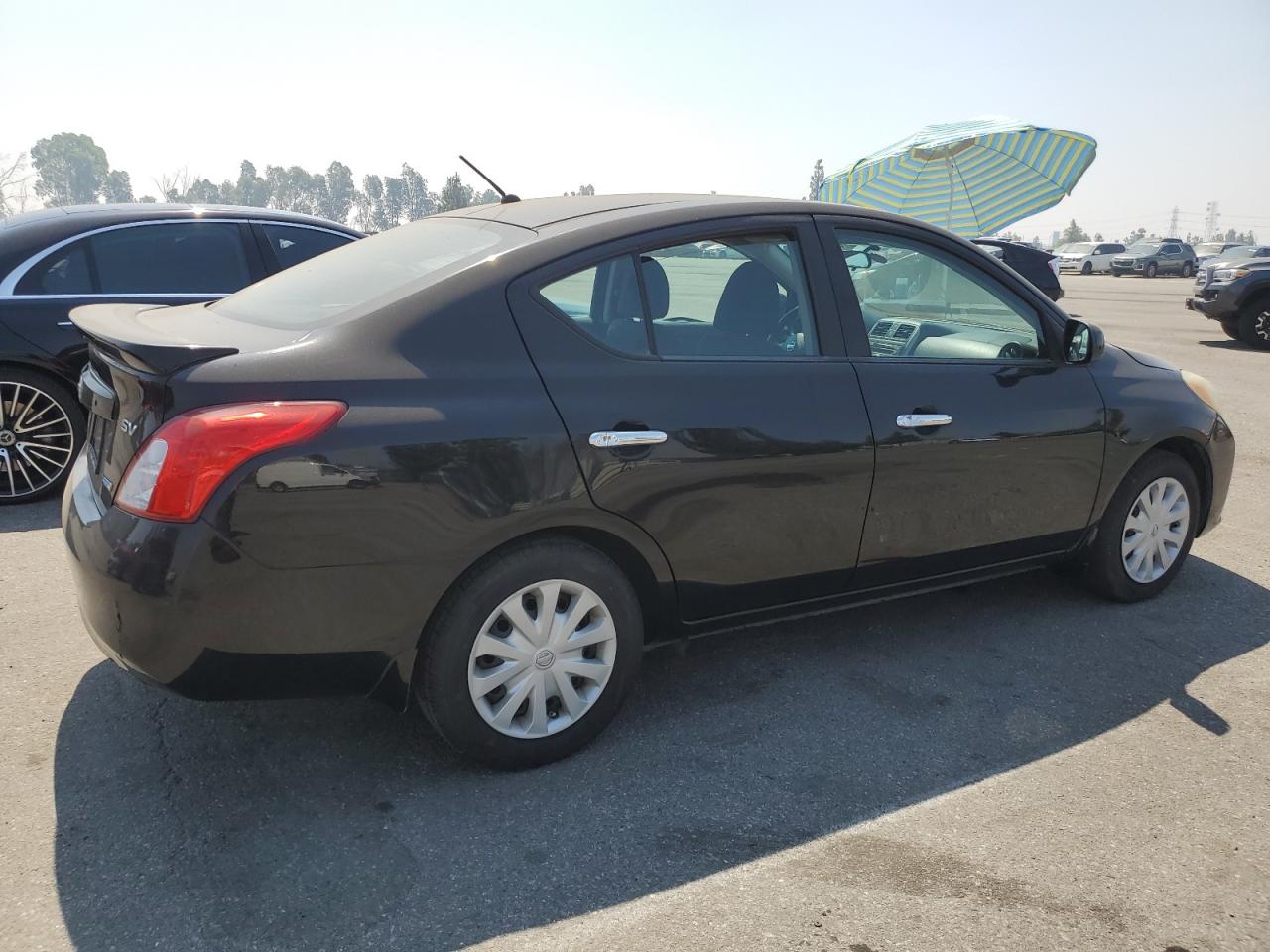 2013 Nissan Versa S vin: 3N1CN7AP7DL863876