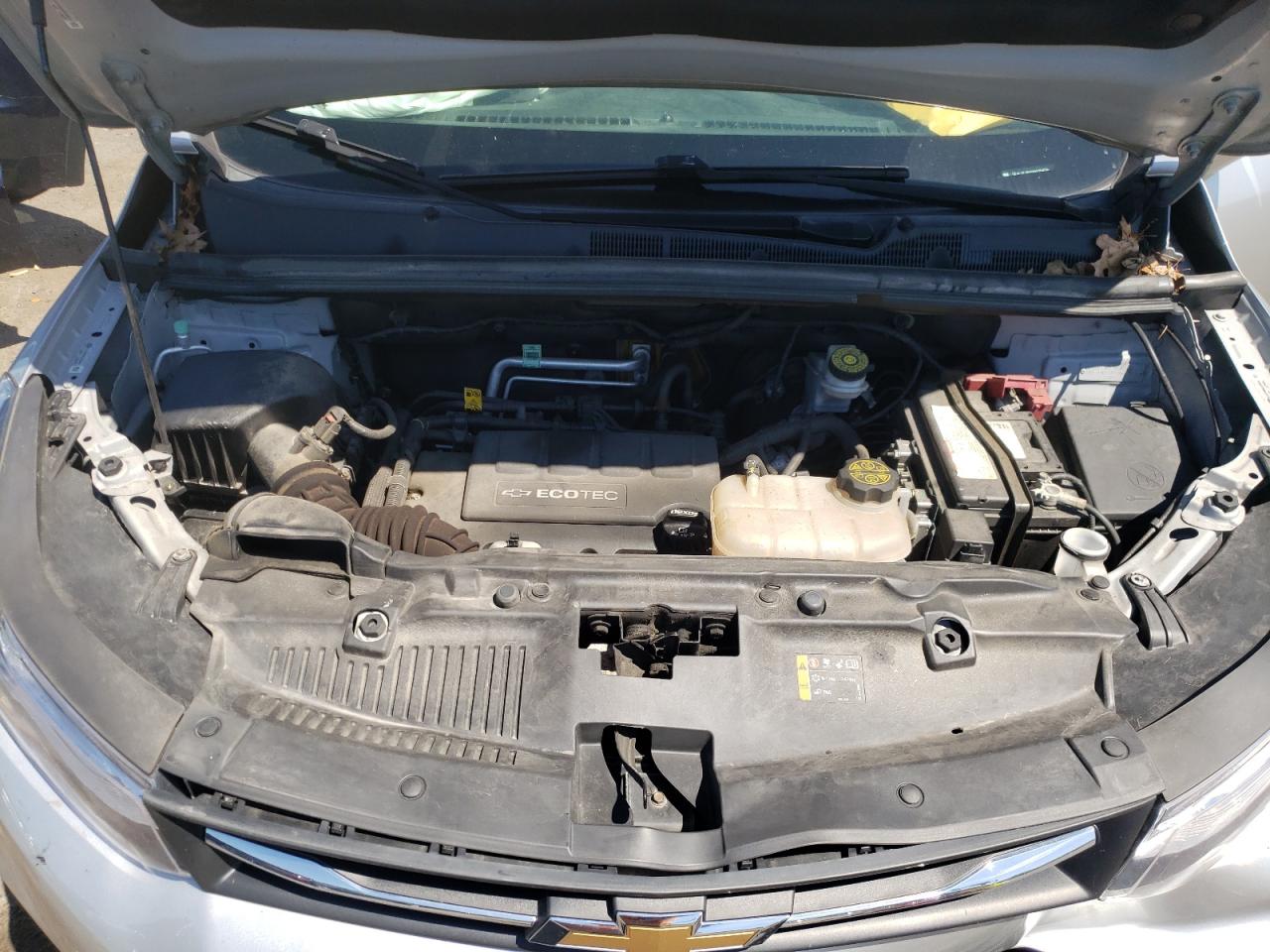 KL7CJPSB6KB759676 2019 Chevrolet Trax 1Lt