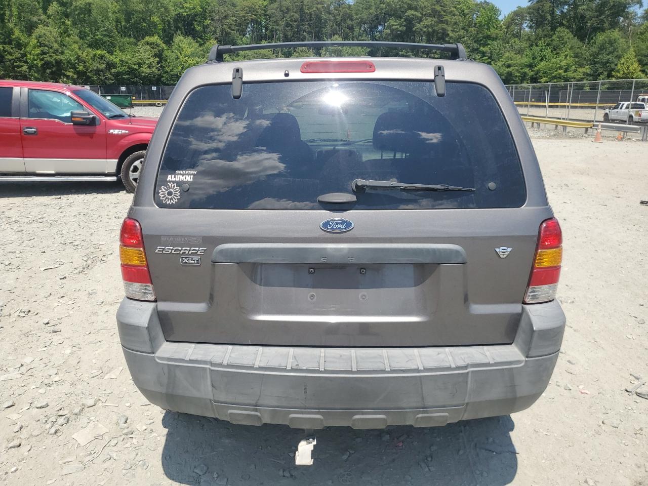 1FMYU03175KB51999 2005 Ford Escape Xlt