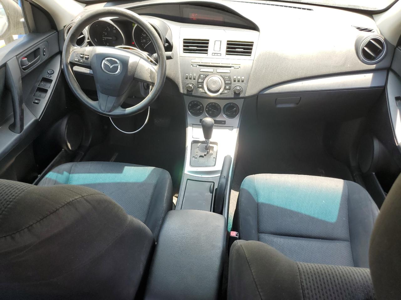 JM1BL1UG9B1370292 2011 Mazda 3 I