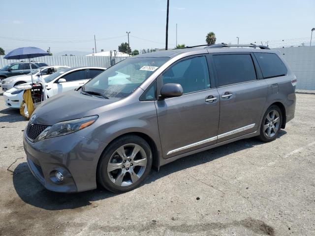 VIN 5TDXK3DC6FS601319 2015 Toyota Sienna, Sport no.1