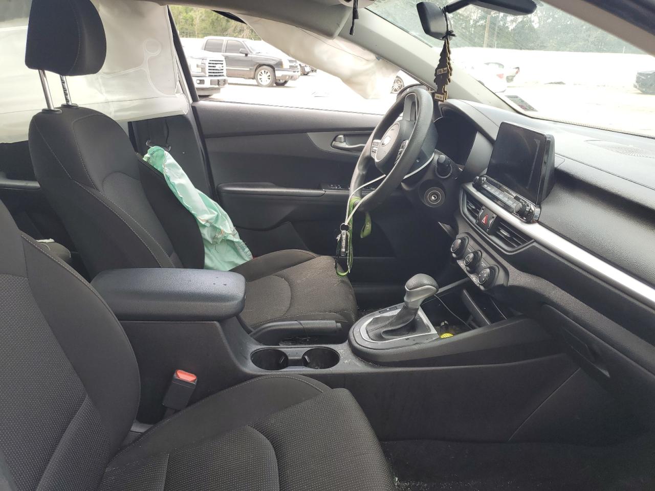 3KPF24AD1ME349677 2021 Kia Forte Fe