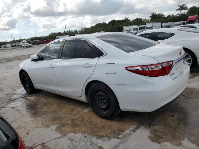 VIN 4T1BF1FK4GU202697 2016 Toyota Camry, LE no.2