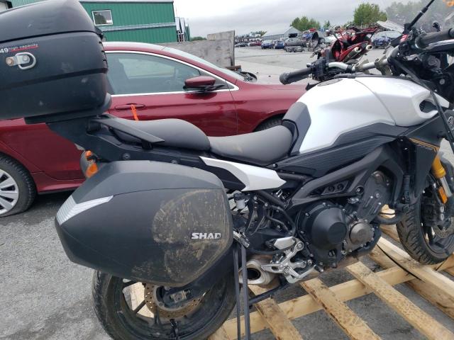 2017 YAMAHA FJ09 JYARN37N0HA001114