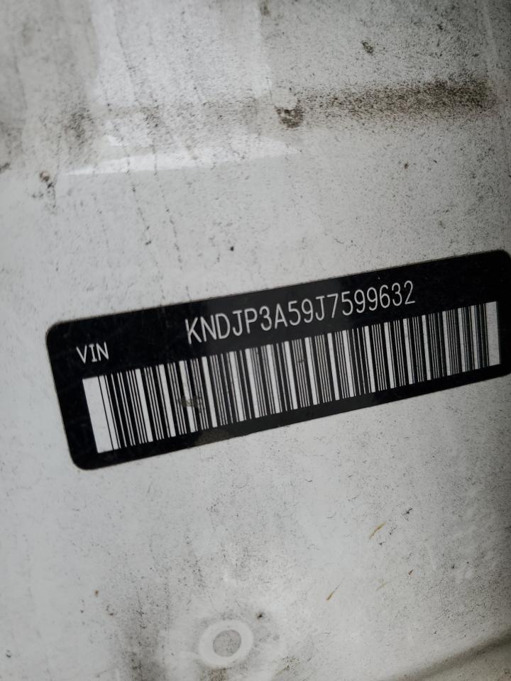 KNDJP3A59J7599632 2018 Kia Soul +