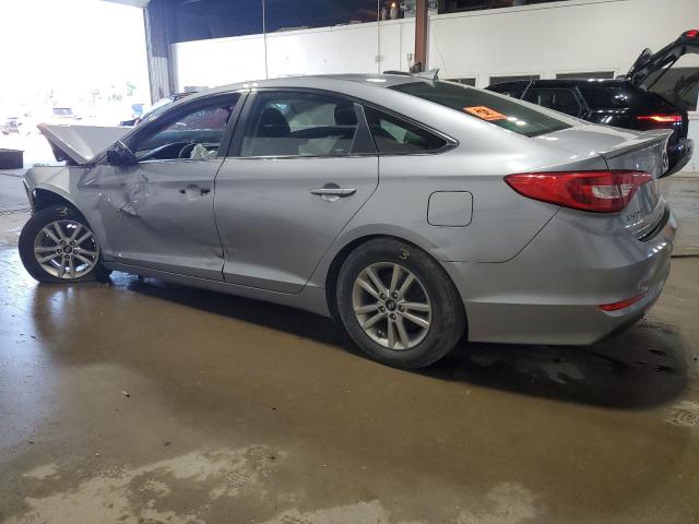 VIN 5NPE24AF3GH388669 2016 Hyundai Sonata, SE no.2