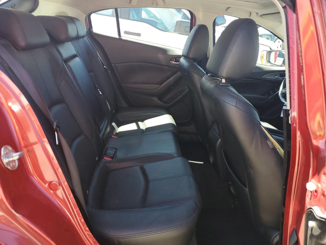 JM1BN1M30H1124179 2017 Mazda 3 Grand Touring