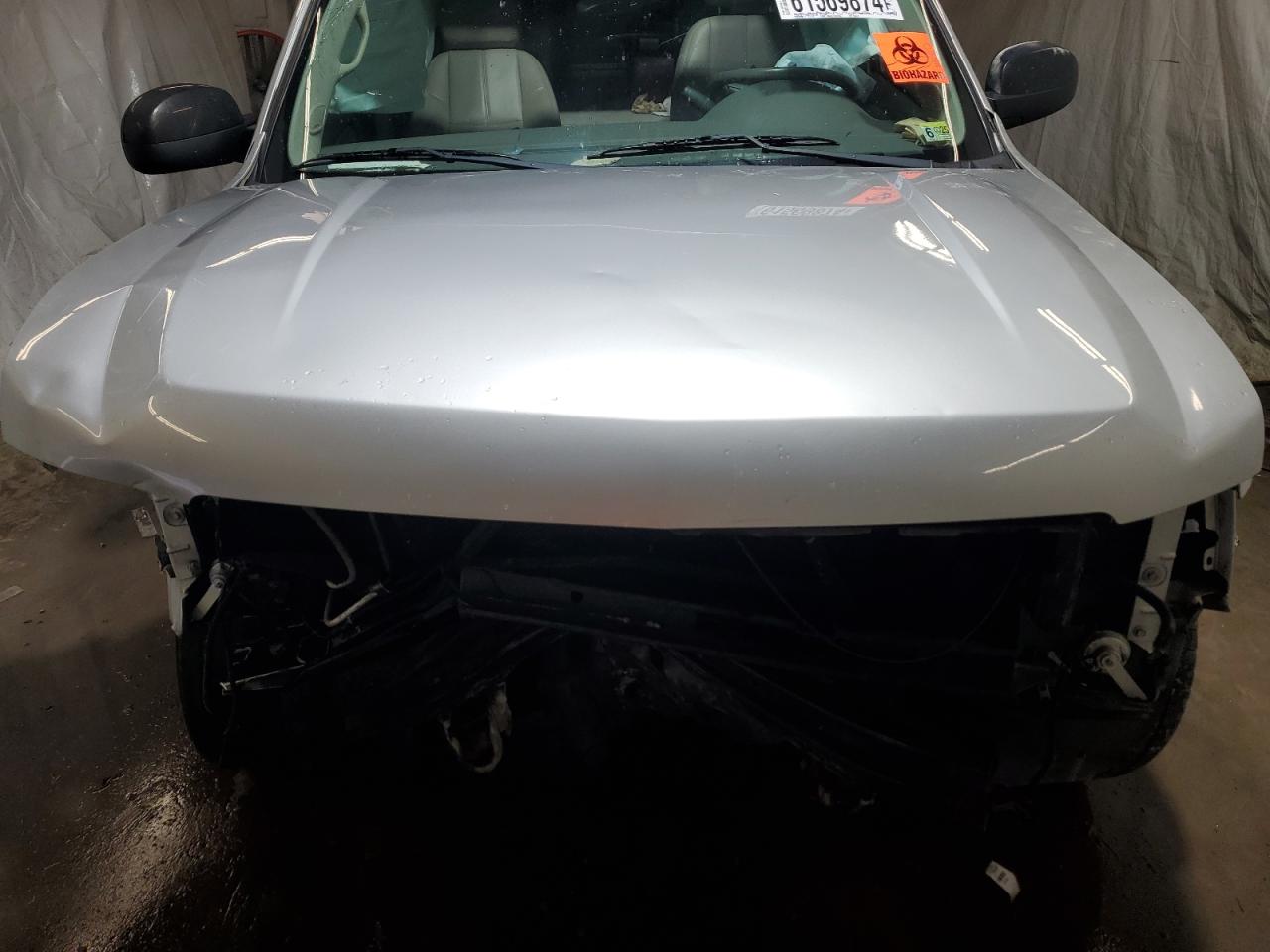 1GNSKBE04BR346713 2011 Chevrolet Tahoe K1500 Lt