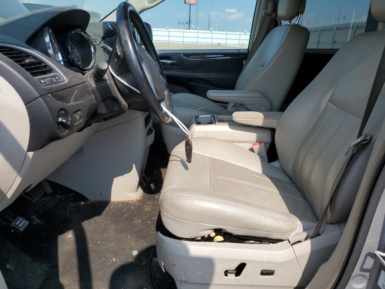 2C4RC1BG0DR577749 2013 Chrysler Town & Country Touring