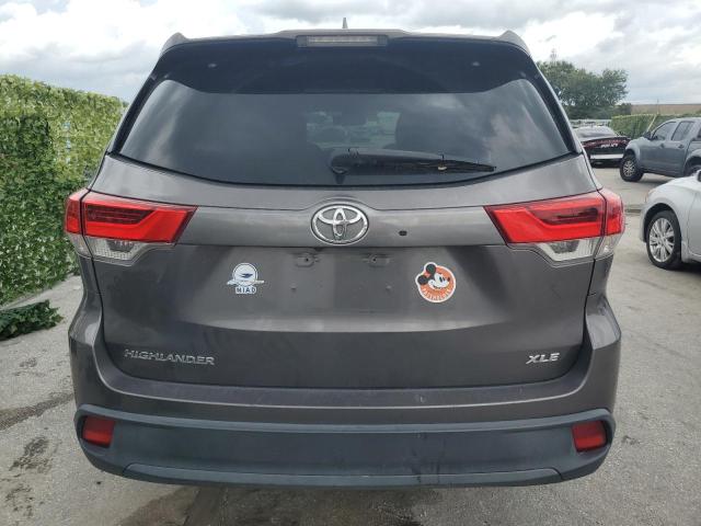 2018 Toyota Highlander Se VIN: 5TDKZRFH7JS543571 Lot: 62307034