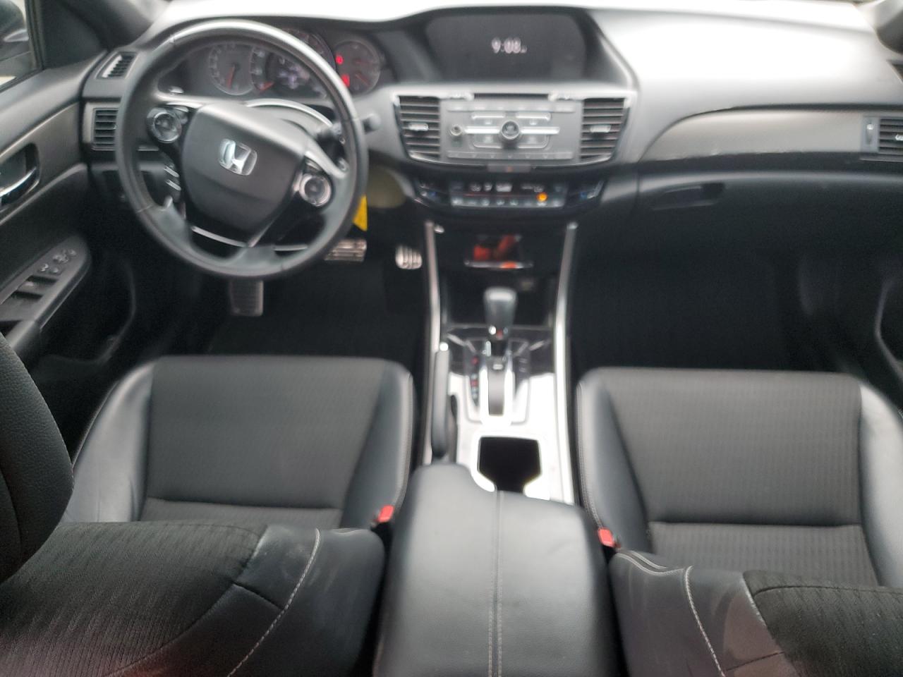 1HGCR2F57HA143696 HONDA ACCORD 2017