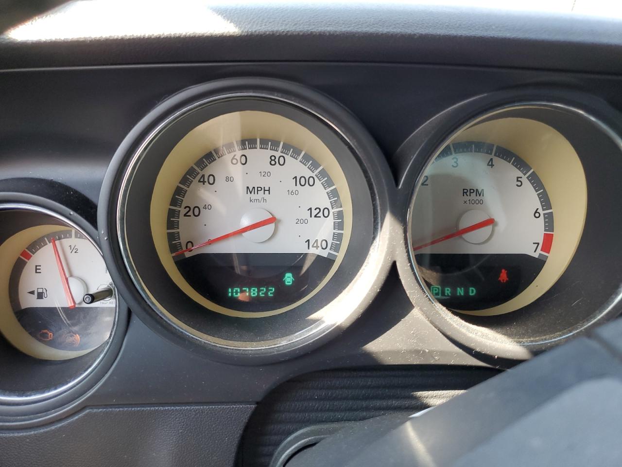 2B3CJ4DVXAH122418 2010 Dodge Challenger Se