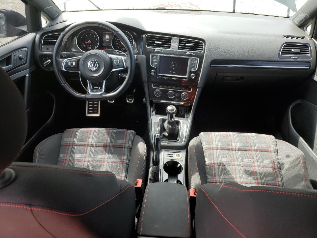 3VW5T7AUXGM009851 2016 Volkswagen Gti S/Se