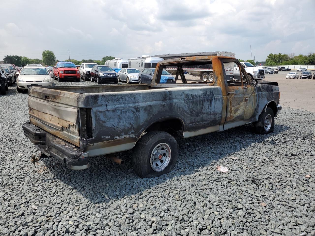 1FTEF14YXKPA88611 1989 Ford F150