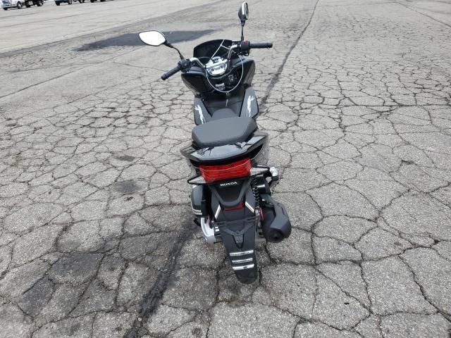 2015 HONDA PCX 150 - RLHKF1805FY001334