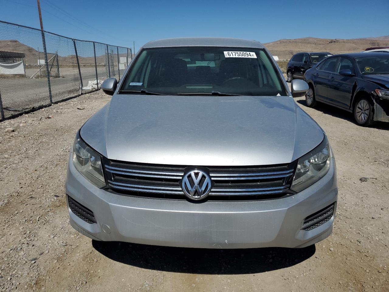 2012 Volkswagen Tiguan S vin: WVGAV7AX6CW522624