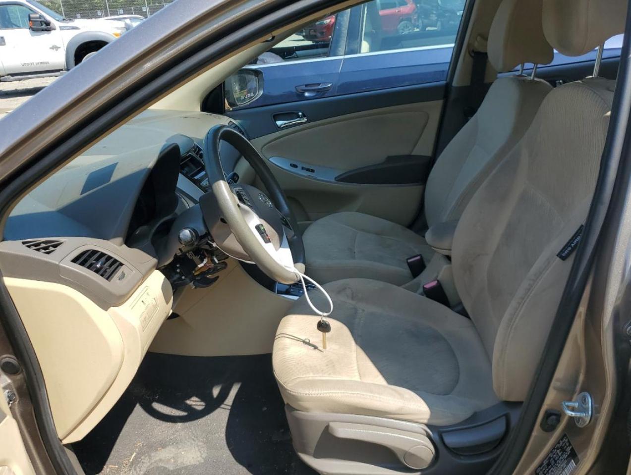 KMHCU4AEXDU340222 2013 Hyundai Accent Gls