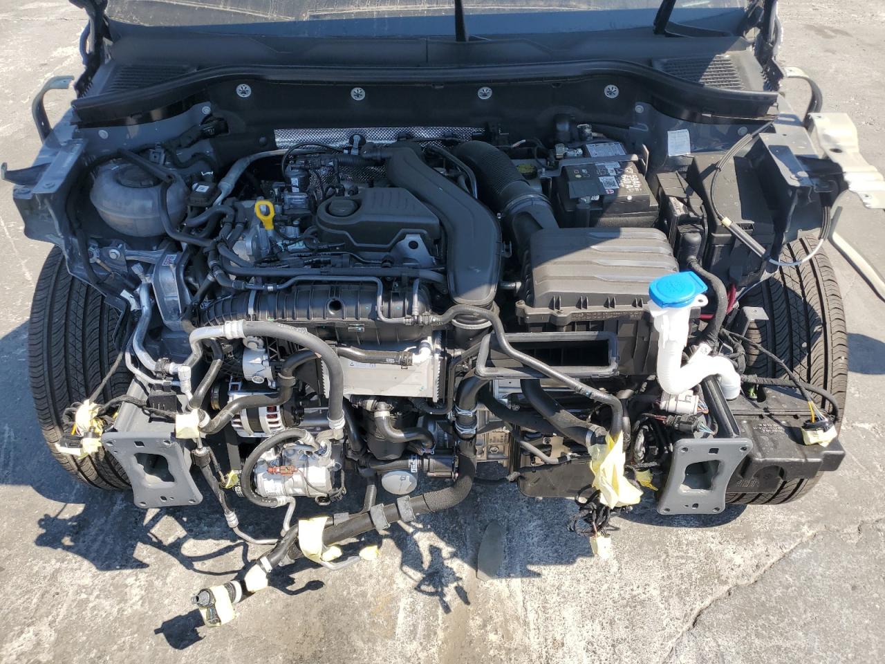 3VVVX7B21RM056470 2024 Volkswagen Taos Se