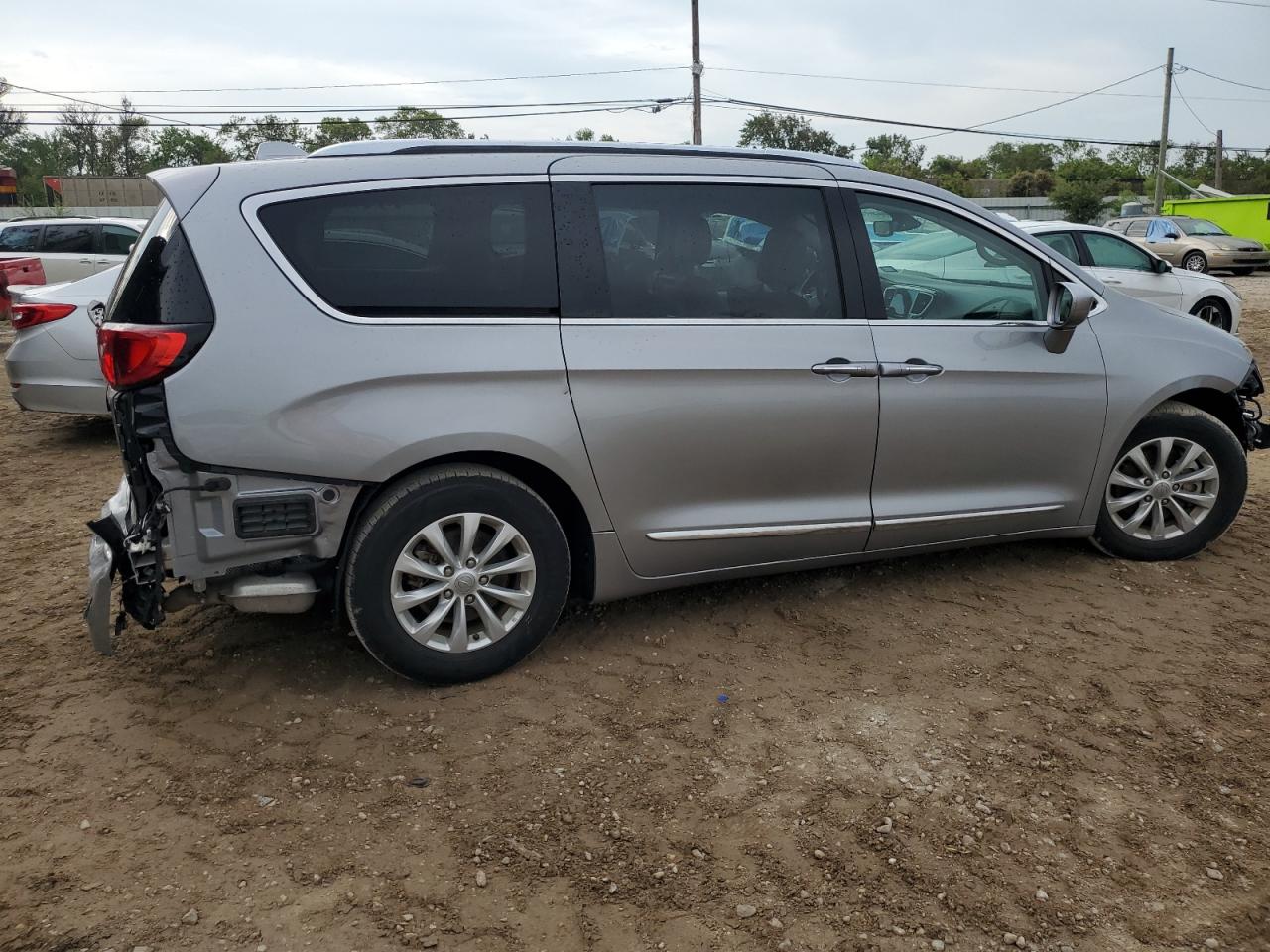 2018 Chrysler Pacifica Touring L Plus vin: 2C4RC1EG9JR247793