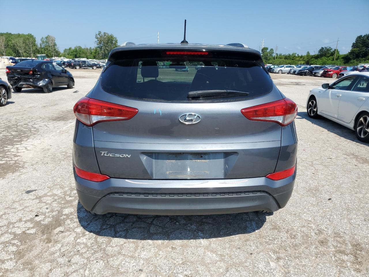 KM8J33A48GU076188 2016 Hyundai Tucson Limited