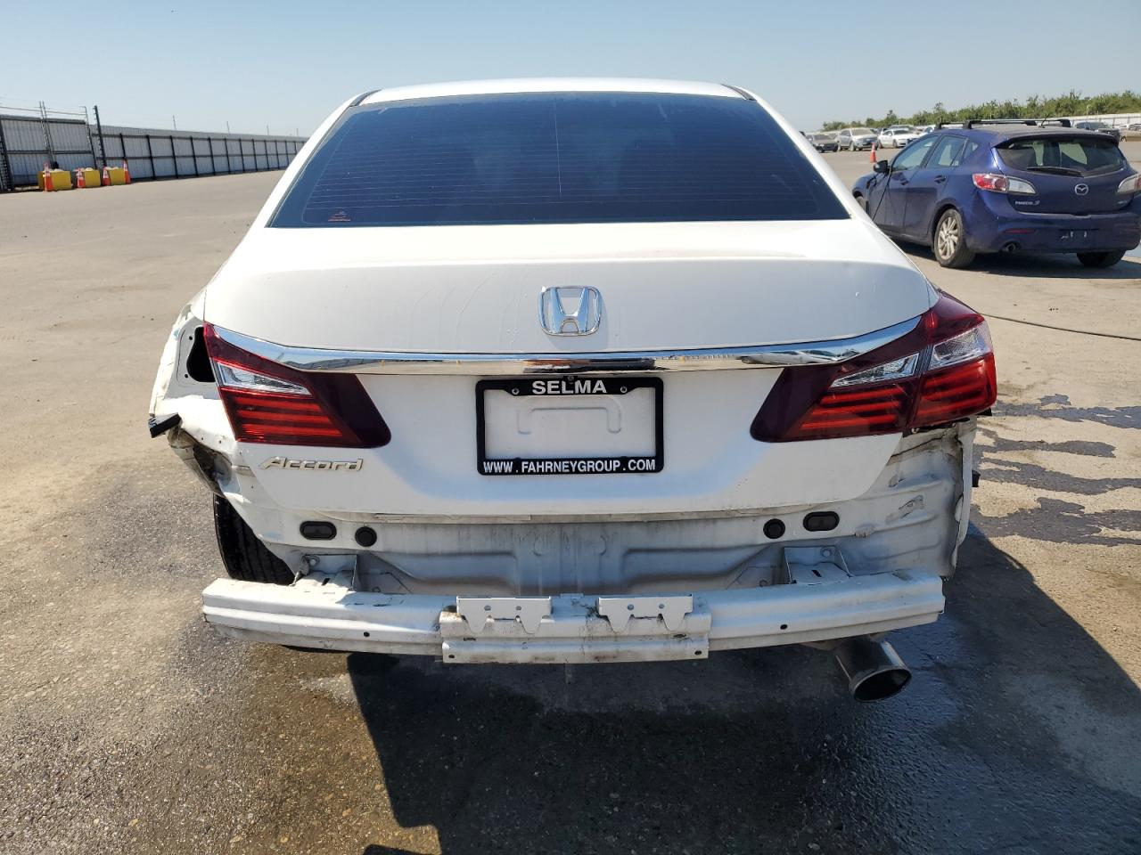 1HGCR2F3XHA093276 HONDA ACCORD 2017
