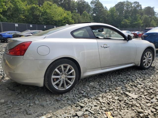 Купе INFINITI G37 2013 Сріблястий