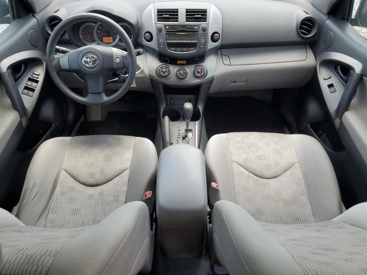 2T3ZF4DV3BW068634 2011 Toyota Rav4