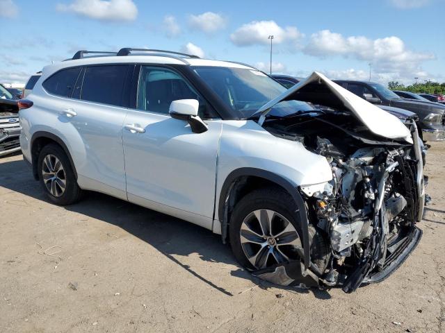 2022 TOYOTA HIGHLANDER 5TDHZRBH2NS246276  63563344