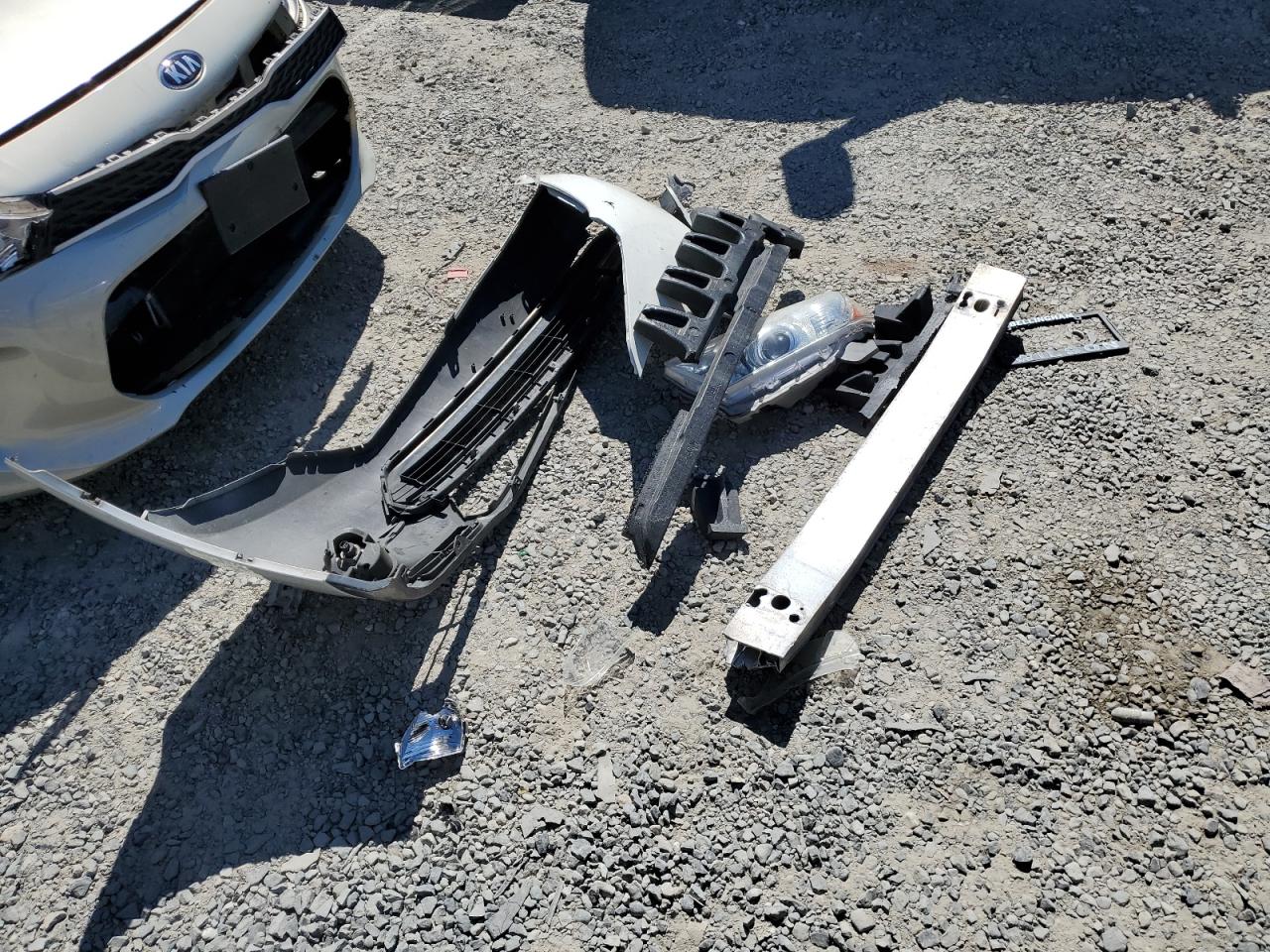 5TDBK3EH6BS081539 2011 Toyota Highlander Base