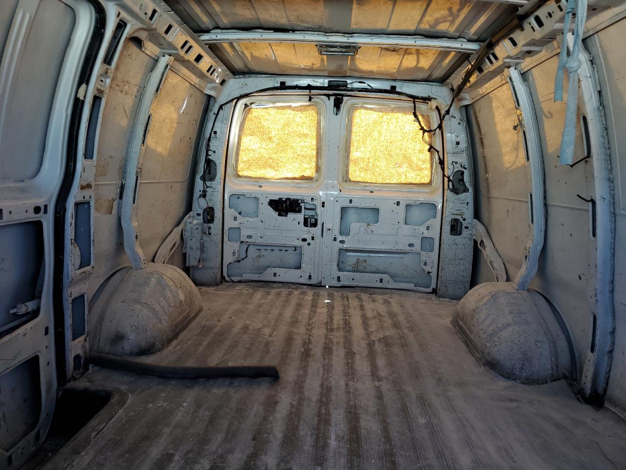 1GCZGFBA4A1116101 2010 Chevrolet Express G2500