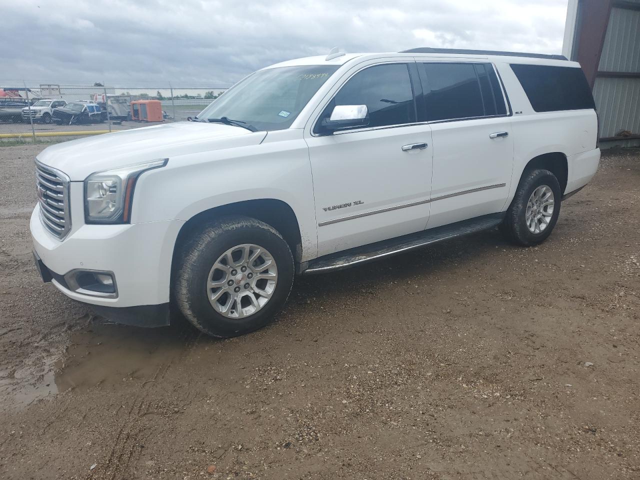 2015 GMC Yukon Xl C1500 Sle vin: 1GKS1GKC0FR637663