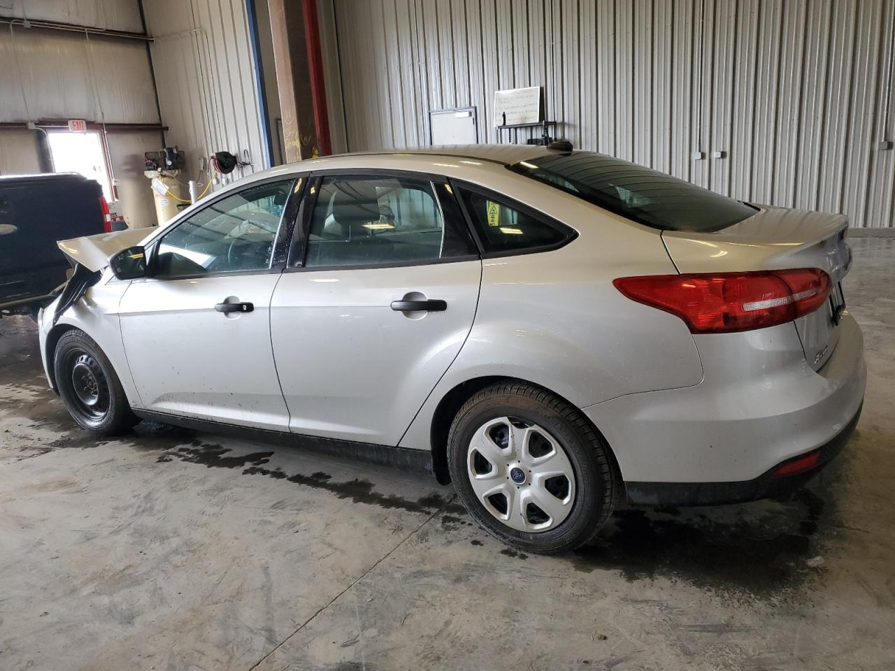 2015 Ford Focus S vin: 1FADP3E25FL288166