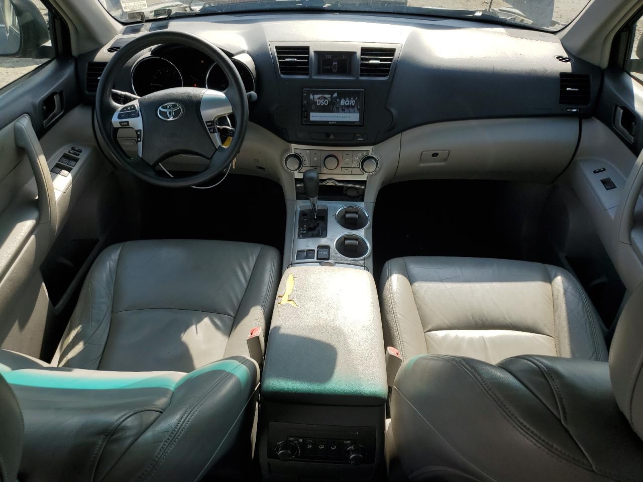 5TDZK3EH5BS037076 2011 Toyota Highlander Base