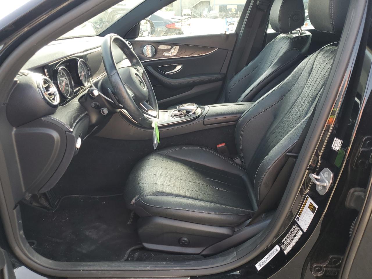 WDDZF4JB7JA387208 2018 Mercedes-Benz E 300