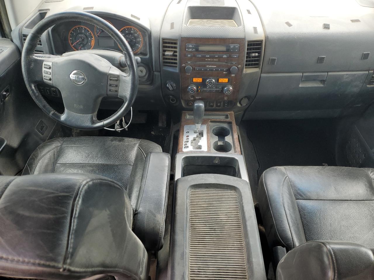 1N6AA0EC5BN304416 2011 Nissan Titan S