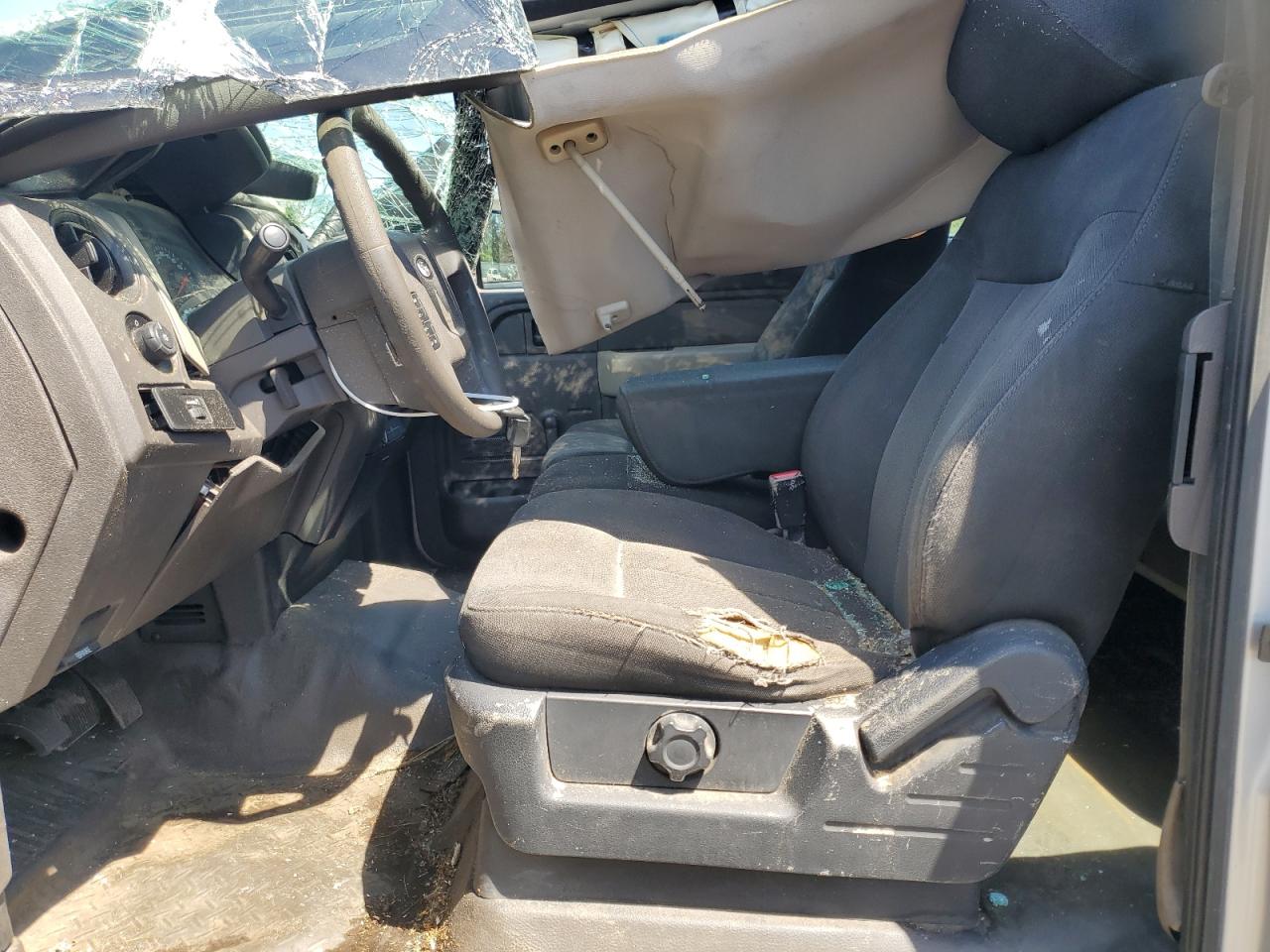 1FTRX12W79FB02111 2009 Ford F150 Super Cab