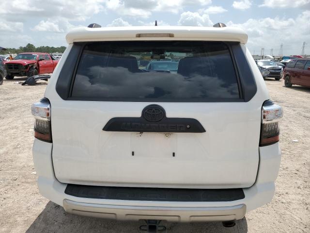 2019 TOYOTA 4RUNNER SR - JTEBU5JR2K5646469