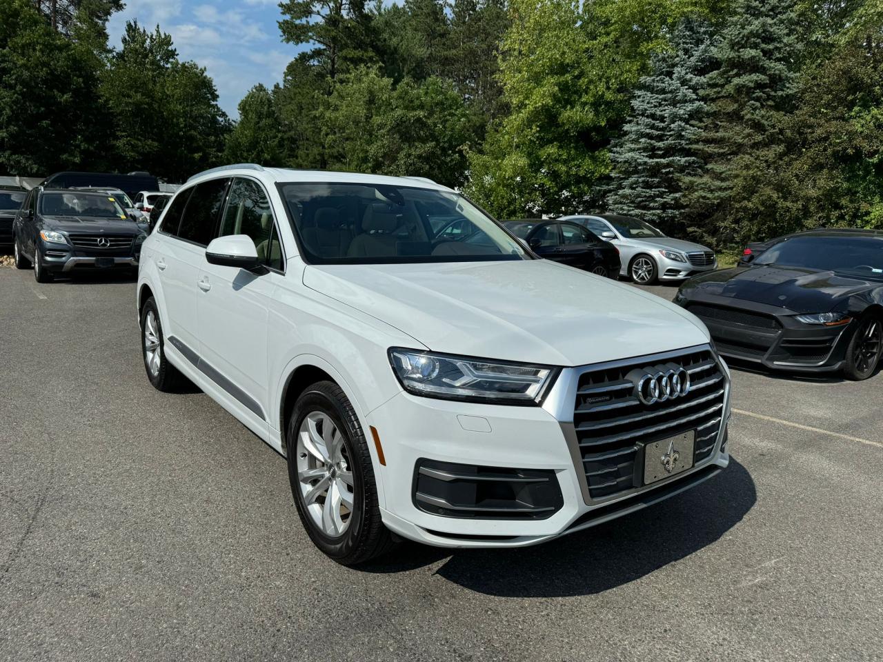 WA1AAAF70KD007838 2019 Audi Q7 Premium