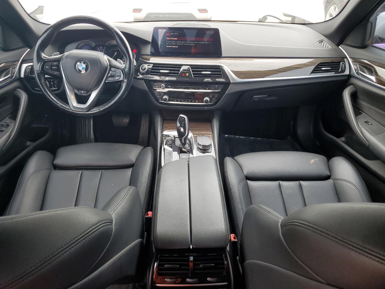 2019 BMW 530E vin: WBAJA9C58KB388970