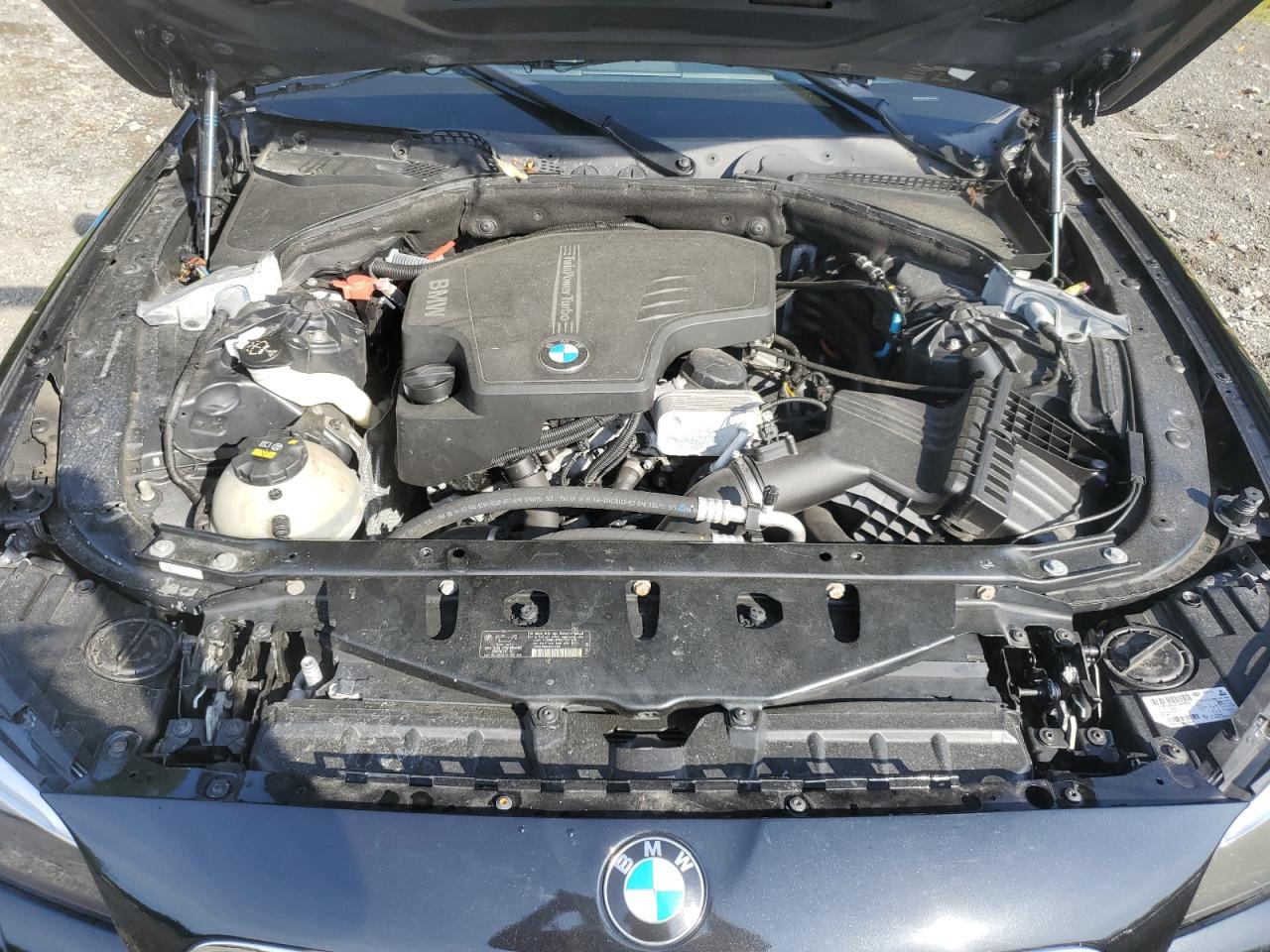 WBA5A7C5XGG149811 2016 BMW 528 Xi