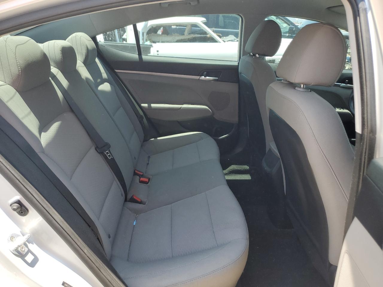 5NPD74LF9KH496359 2019 Hyundai Elantra Se