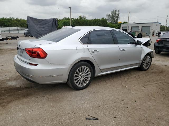 2016 VOLKSWAGEN PASSAT SE - 1VWBS7A3XGC013669