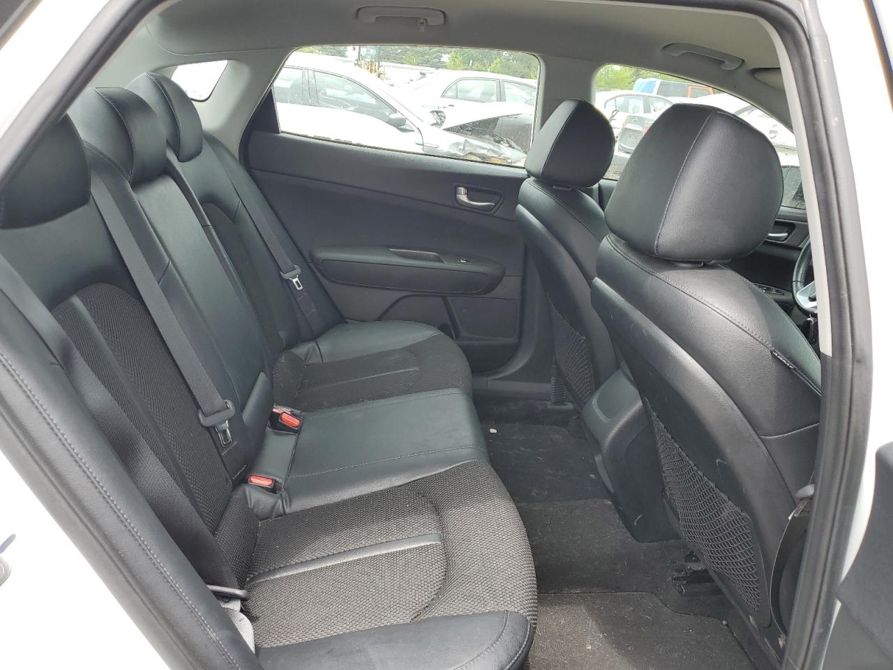 5XXGT4L39LG394894 2020 Kia Optima Lx