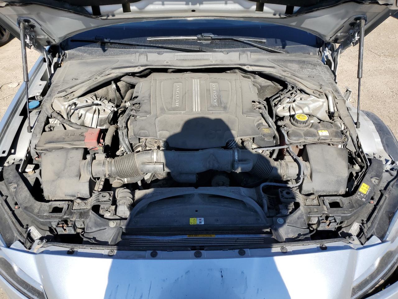 SAJBK4BV3GCY20179 2016 Jaguar Xf Prestige