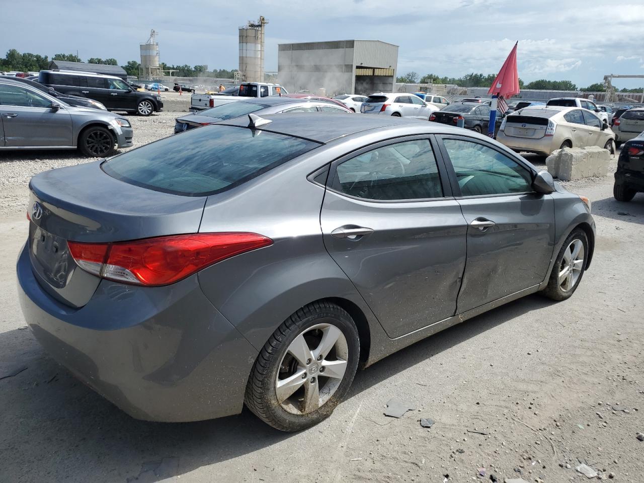 2013 Hyundai Elantra Gls vin: 5NPDH4AE8DH435157