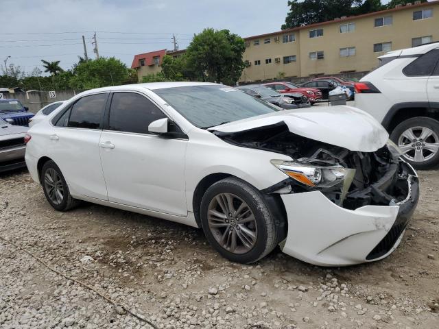 VIN 4T1BF1FK5FU059063 2015 Toyota Camry, LE no.4