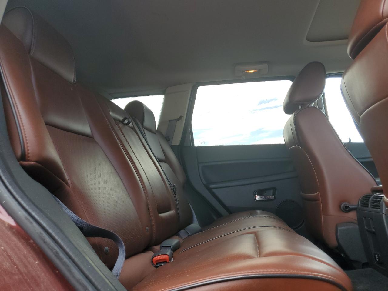 1J8HR68208C186028 2008 Jeep Grand Cherokee Overland