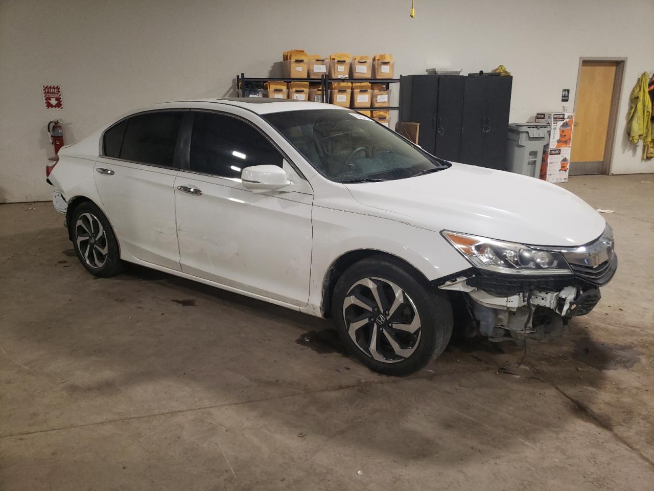 Lot #3026269328 2016 HONDA ACCORD EX