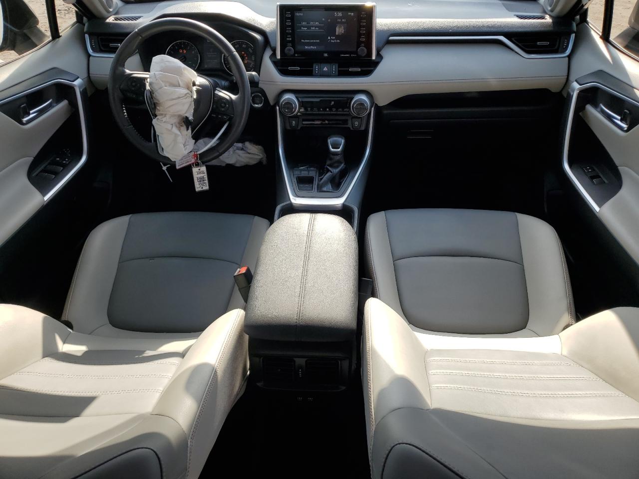 JTMC1RFV9LJ020666 2020 Toyota Rav4 Xle Premium