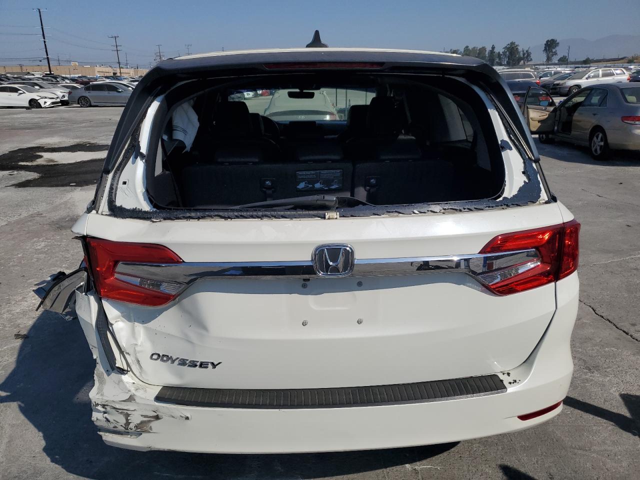 2019 Honda Odyssey Exl vin: 5FNRL6H74KB048043